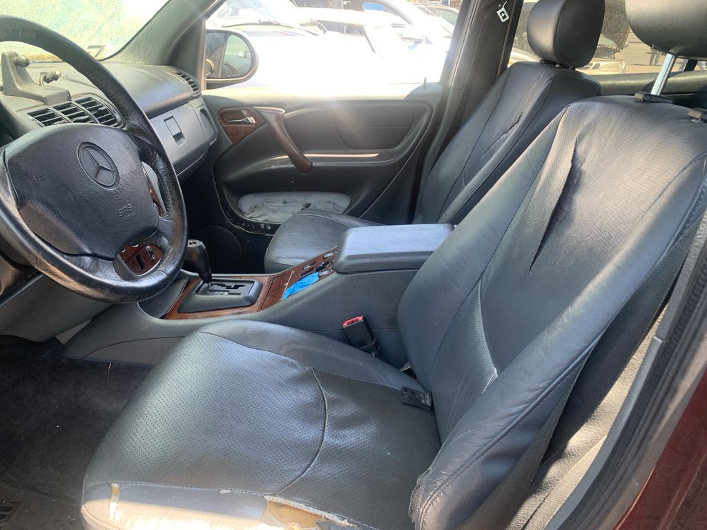 1998 Mercedes-Benz M-Class 7