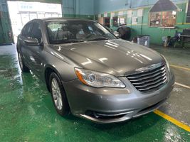 2012 Chrysler 200