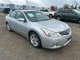 2010 NISSAN Altima