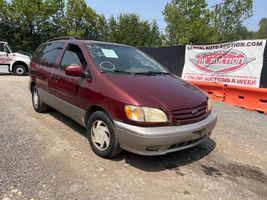 2003 Toyota Sienna