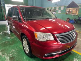 2012 Chrysler Town and Country