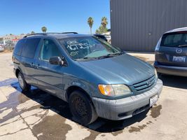 2001 Toyota Sienna