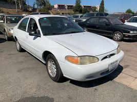 1999 Ford Escort