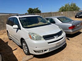 2004 Toyota Sienna