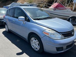 2011 NISSAN Versa