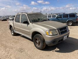 2004 Ford Explorer Sport Trac