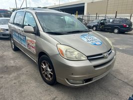 2005 Toyota Sienna