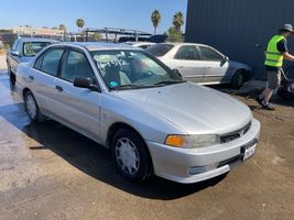 2001 Mitsubishi Mirage