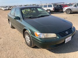 1999 Toyota Camry