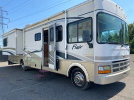 2003 Fleetwood Motorhome Chassis