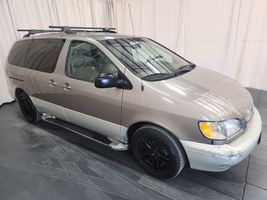 1998 Toyota Sienna