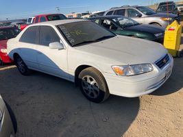 2000 Toyota Camry