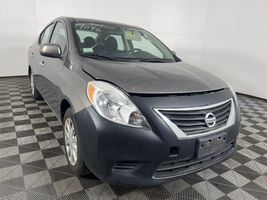 2012 NISSAN Versa