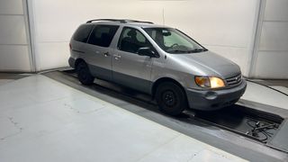 2001 Toyota Sienna