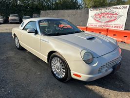 2005 Ford Thunderbird