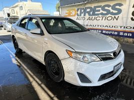 2012 Toyota Camry Hybrid