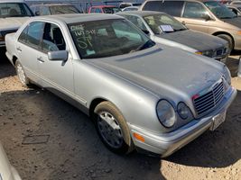 1999 Mercedes-Benz E-Class