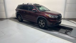 2016 Toyota HIGHLANDER