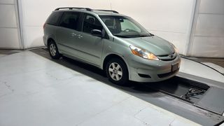 2009 Toyota Sienna