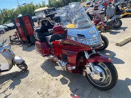 2000 Honda gold wing