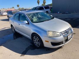 2005 VOLKSWAGEN JETTA