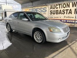 2005 NISSAN Altima