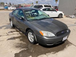 2005 Ford Taurus