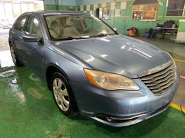 2011 Chrysler 200