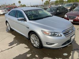 2011 Ford Taurus