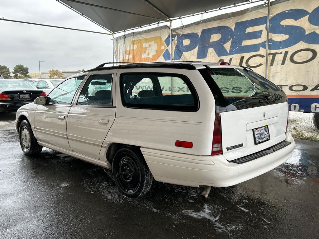 1995 Ford Taurus 2