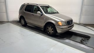 2001 Mercedes-Benz M-Class