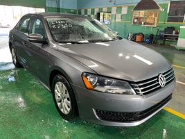 2015 VOLKSWAGEN Passat