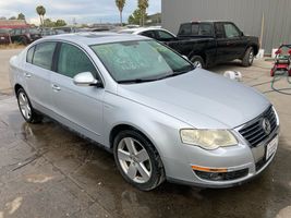 2007 VOLKSWAGEN Passat