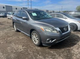 2015 NISSAN Pathfinder