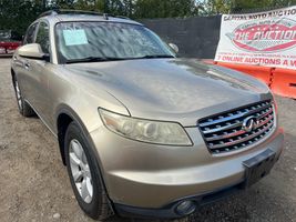 2004 Infiniti FX35