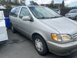 2001 Toyota Sienna