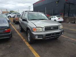 2001 NISSAN Pathfinder