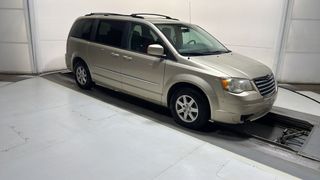 2010 Chrysler Town and Country