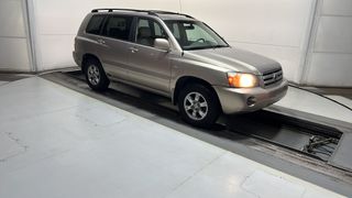 2004 Toyota HIGHLANDER