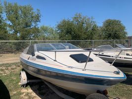 1988 bayliner 19ft Capri Cuddy Cabin