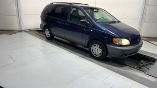 2003 Toyota Sienna