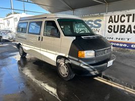 1996 VOLKSWAGEN Euro Van