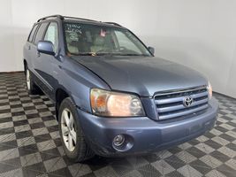 2004 Toyota HIGHLANDER