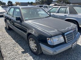 1995 Mercedes-Benz E-Class