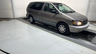 1999 Toyota Sienna