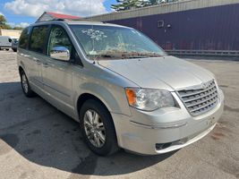 2008 Chrysler Town and Country