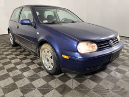 2005 VOLKSWAGEN Golf