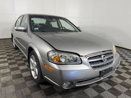 2002 NISSAN MAXIMA