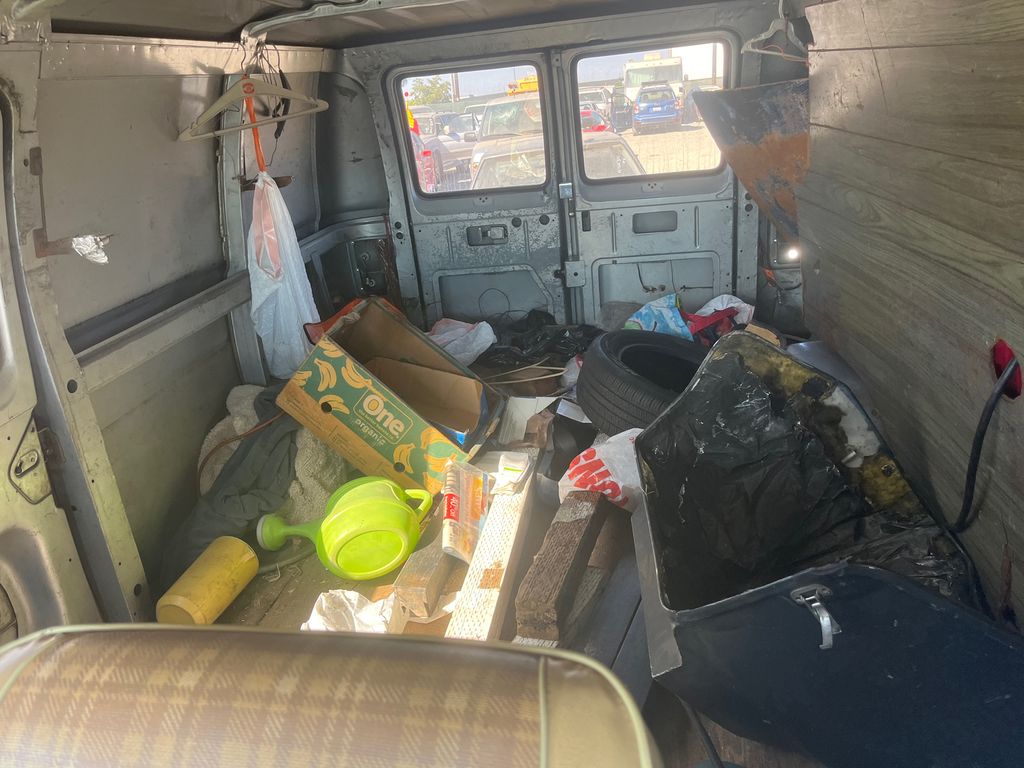 1985 Dodge Ram Van 8