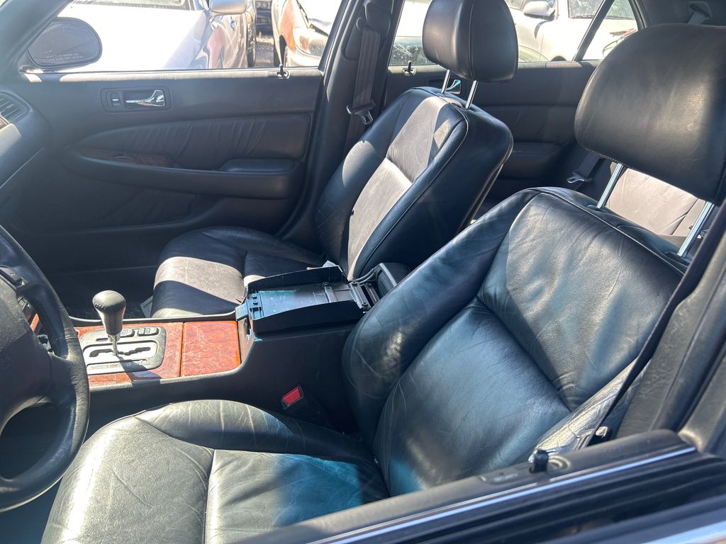 1996 ACURA RL 7
